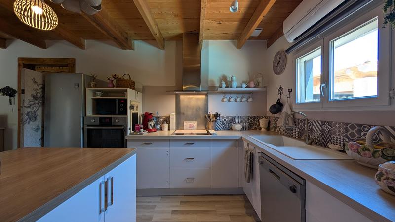 Villa - 200 m² - 7 pièces