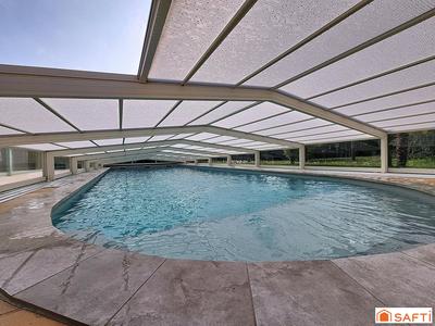 Villa - 250 m² - 9 pièces