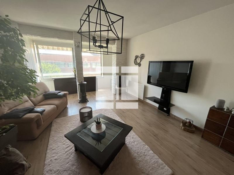 Appartement - 96 m² - 4 pièces