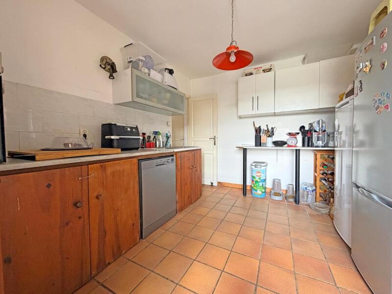 Maison - 324 m² - 10 pièces