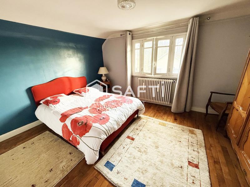 Maison - 182 m² - 6 pièces