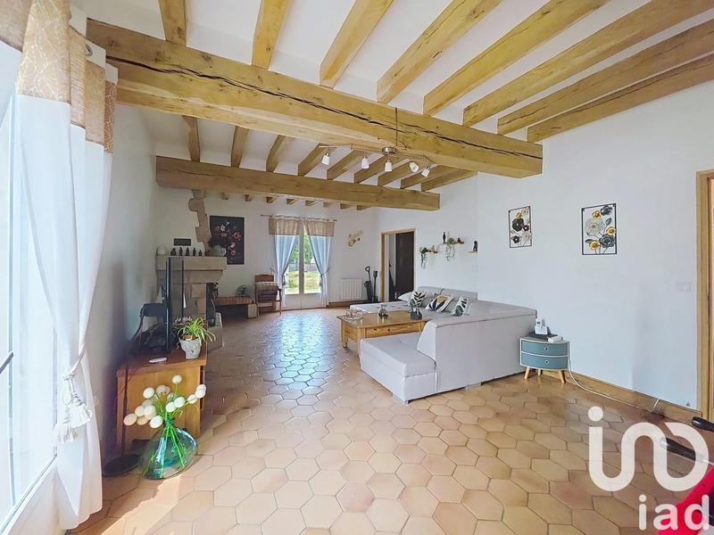 Maison - 200 m² - 8 pièces