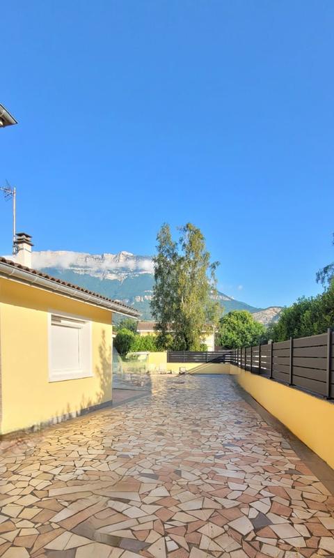 Appartement - 115 m² - 3 pièces