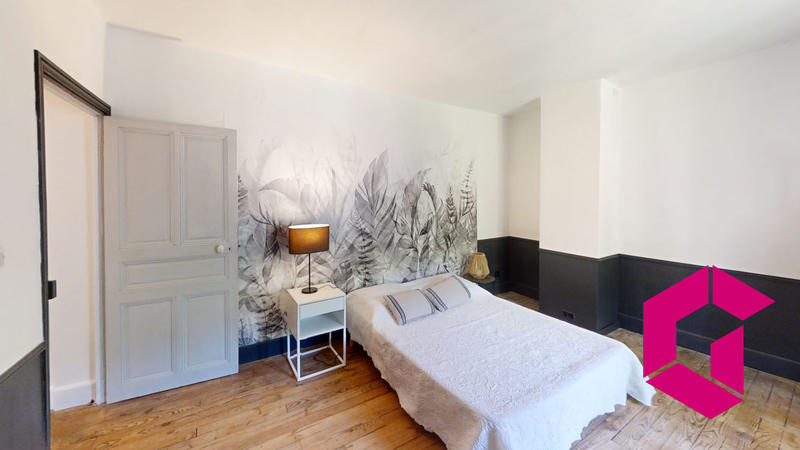 Maison ancienne - 190 m² - 6 pièces