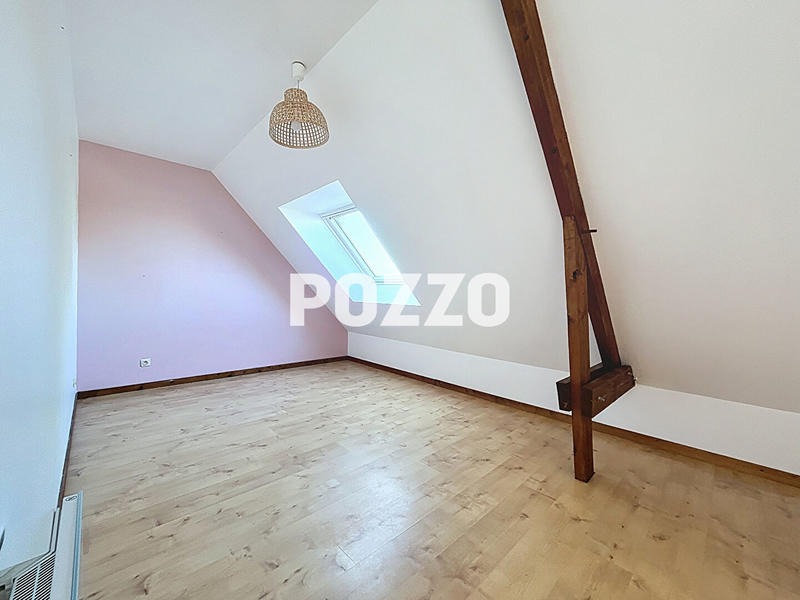 Maison - 102 m² - 5 pièces