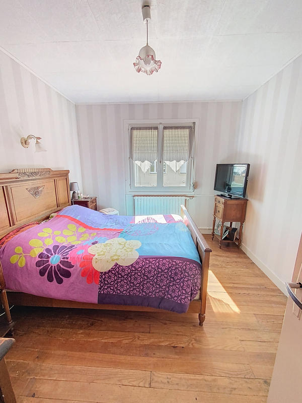 Maison - 85 m² - 6 pièces