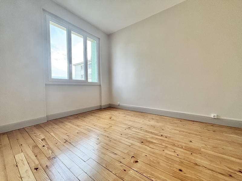 Appartement - 67 m² - 4 pièces