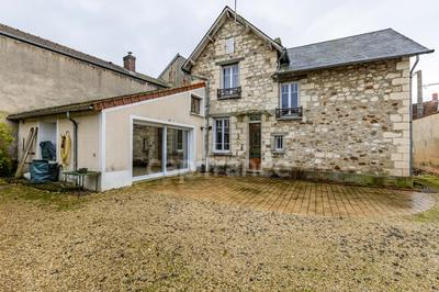Maison - 170 m² - 8 pièces