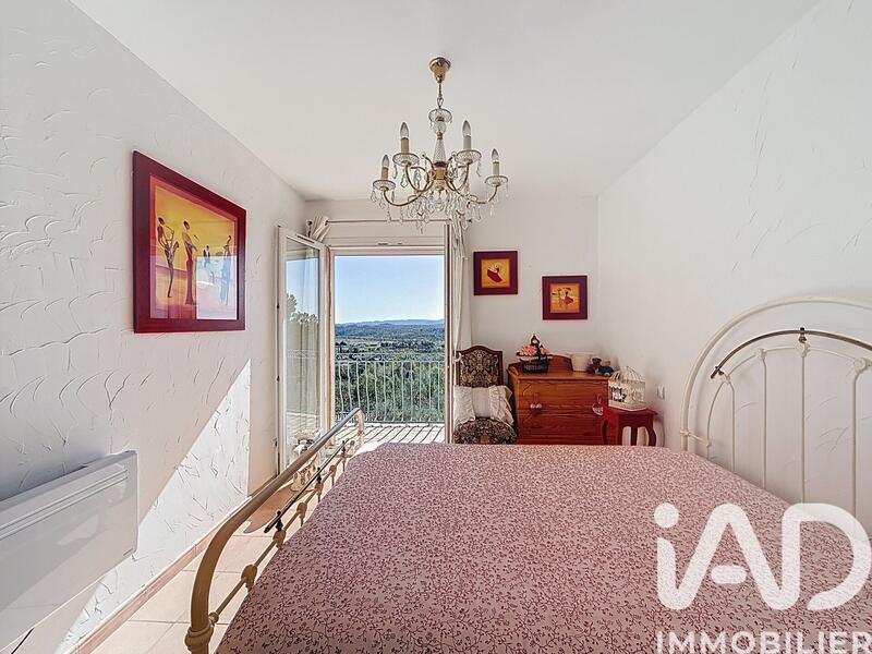 Maison - 193 m² - 7 pièces