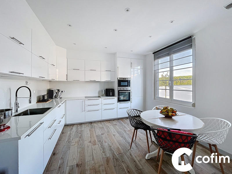 Maison - 107 m² - 5 pièces