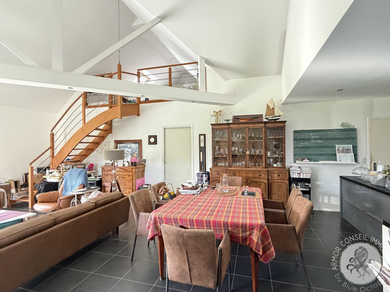 Maison - 130 m² - 4 pièces