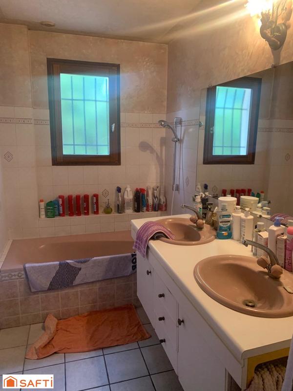 Maison - 160 m² - 7 pièces