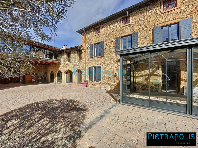 Maison ancienne - 281 m² - 9 pièces