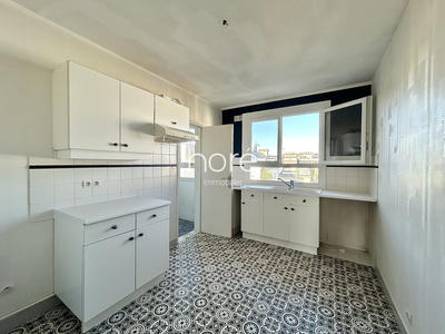 Appartement - 108 m² - 4 pièces