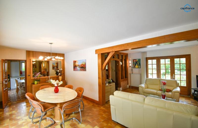 Maison - 187 m² - 7 pièces