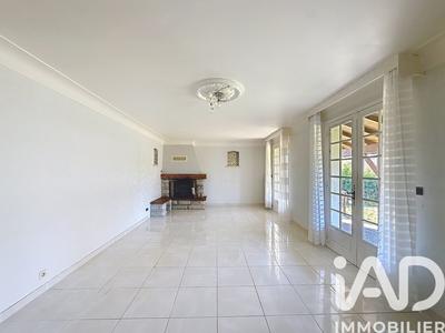 Maison - 138 m² - 5 pièces