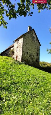 Maison - 225 m² - 7 pièces