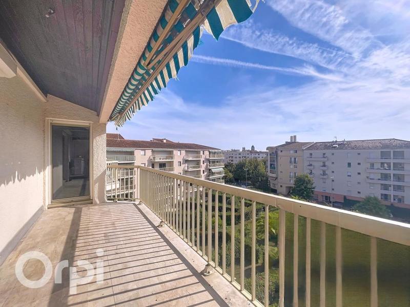 Appartement - 96 m² - 4 pièces