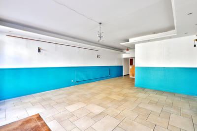 Local commercial - 83 m²