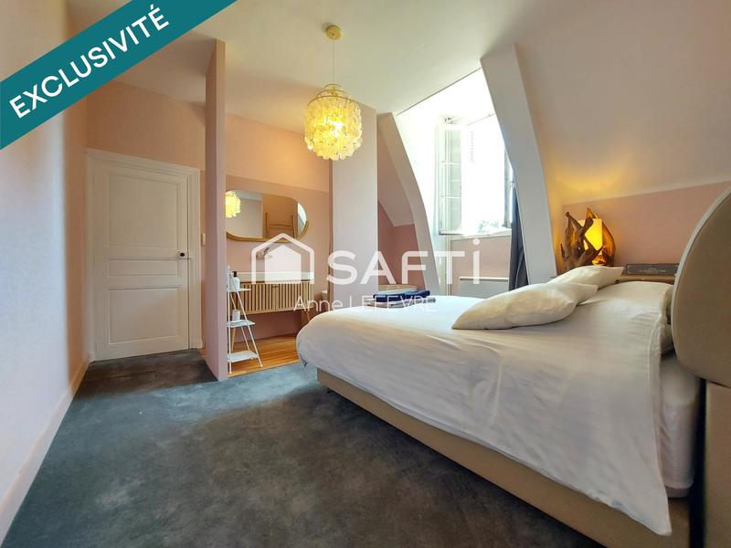 Propriété - 390 m² - 12 pièces