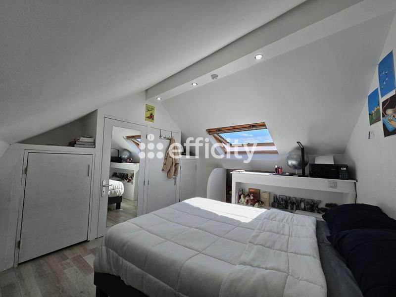 Maison - 97 m² - 4 pièces