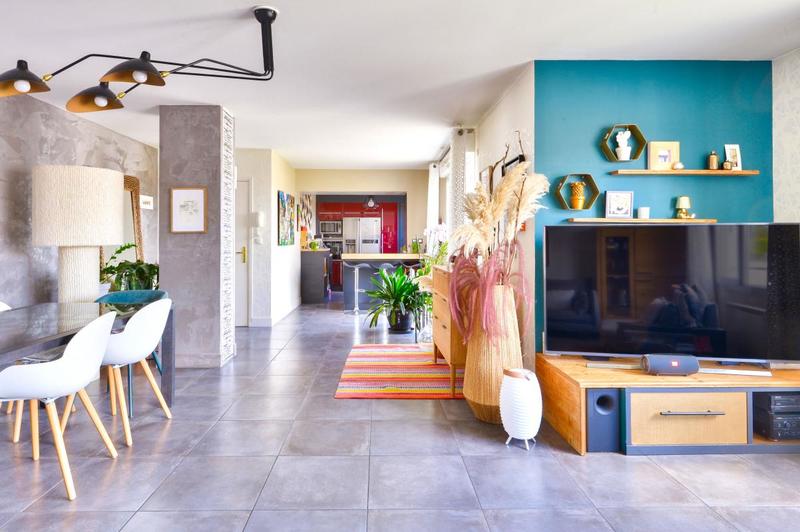 Appartement - 122 m² - 6 pièces