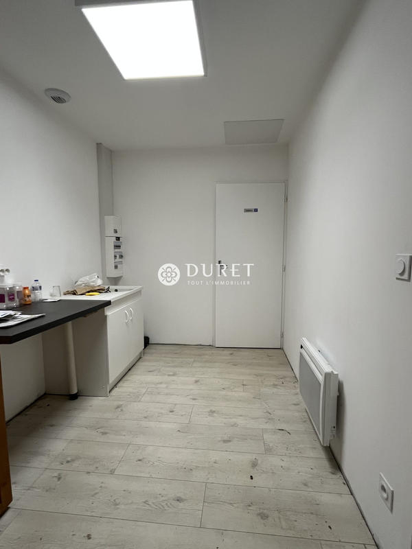 Local d'activités - 1 200 m²