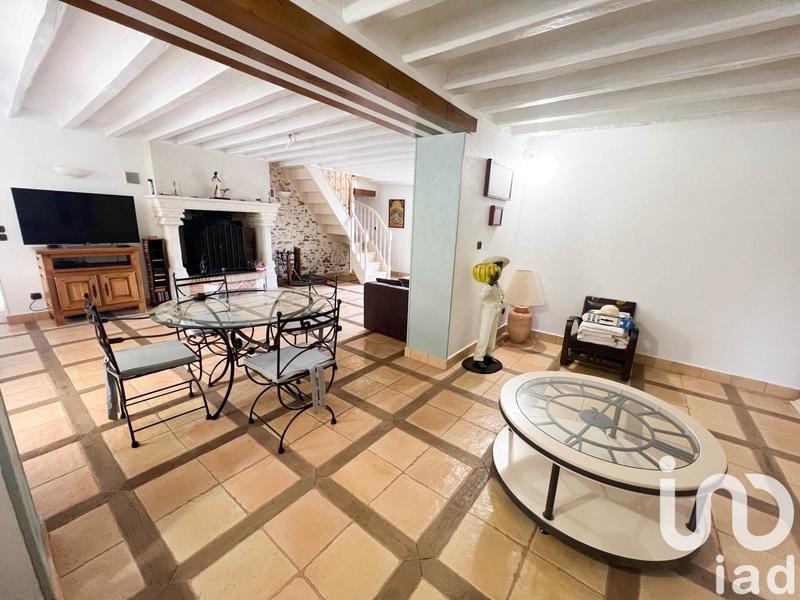 Maison - 350 m² - 9 pièces