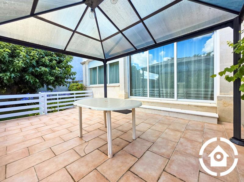 Maison - 160 m² - 5 pièces