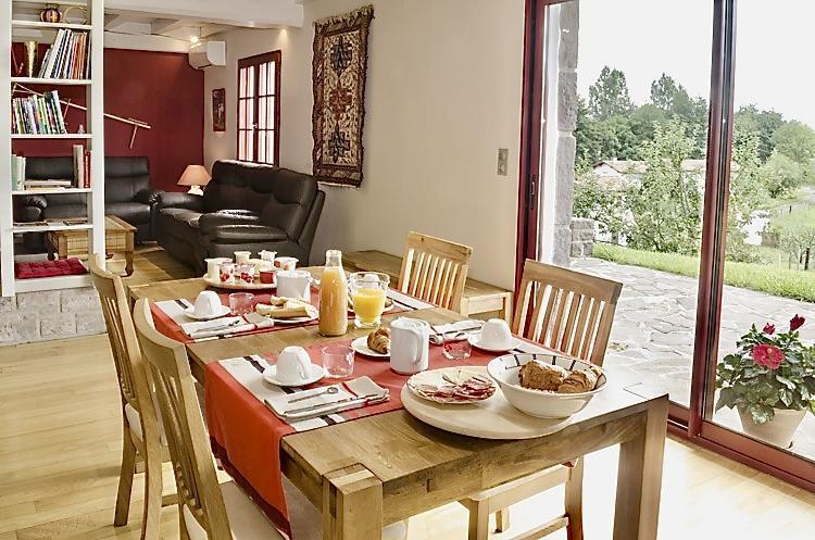 Villa - 377 m² - 11 pièces