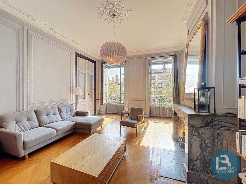 Appartement - 109 m² - 4 pièces