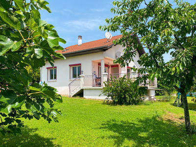 Maison - 162 m² - 6 pièces