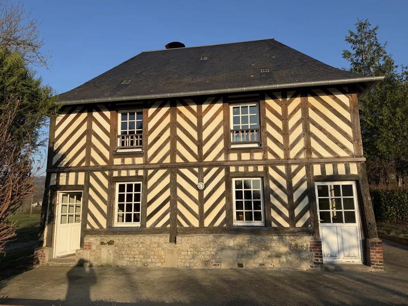 Maison - 95 m² - 4 pièces