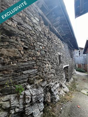 Maison - 200 m² - 2 pièces