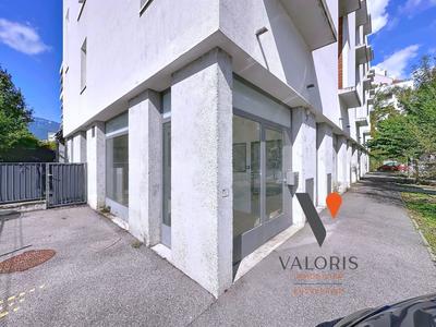 Local commercial - 193 m²