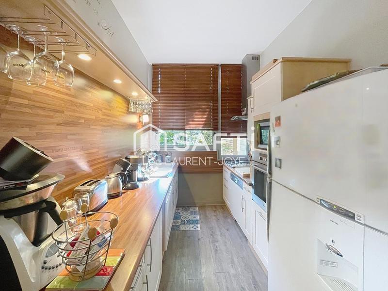 Hôtel particulier - 180 m² - 6 pièces