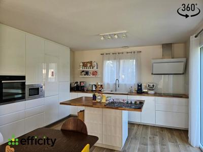 Pavillon - 137 m² - 6 pièces