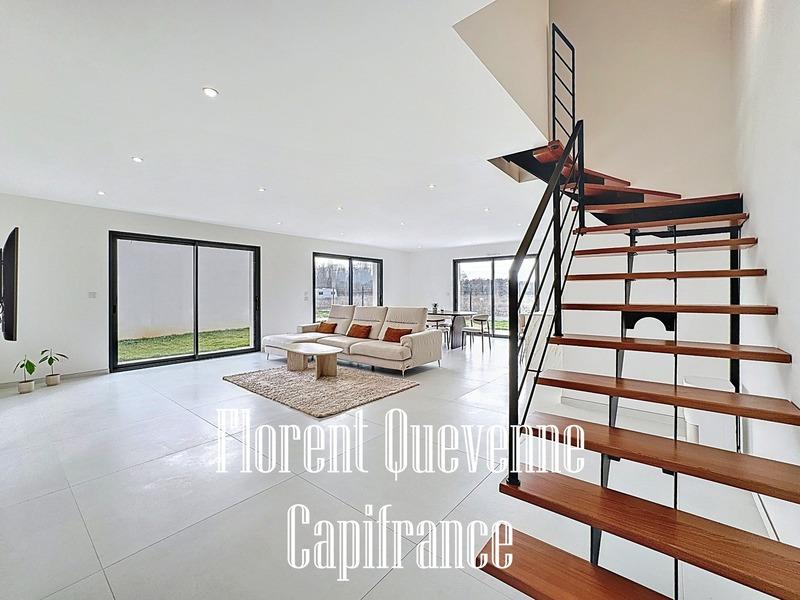 Maison - 147 m² - 6 pièces