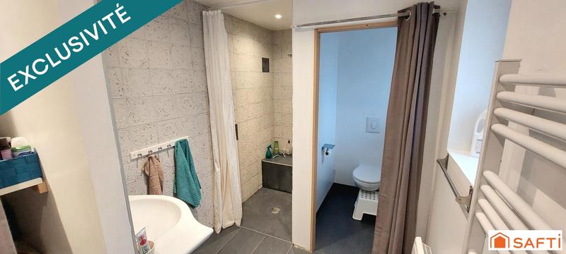 Maison - 240 m² - 9 pièces