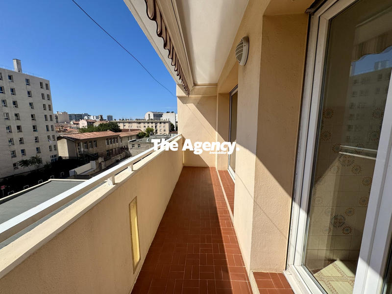 Appartement - 96 m² - 4 pièces