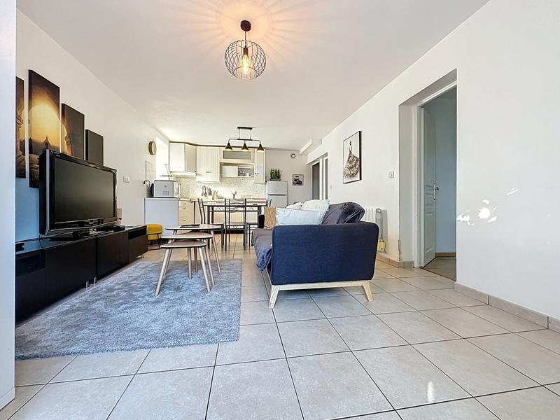 Appartement - 85 m² - 4 pièces