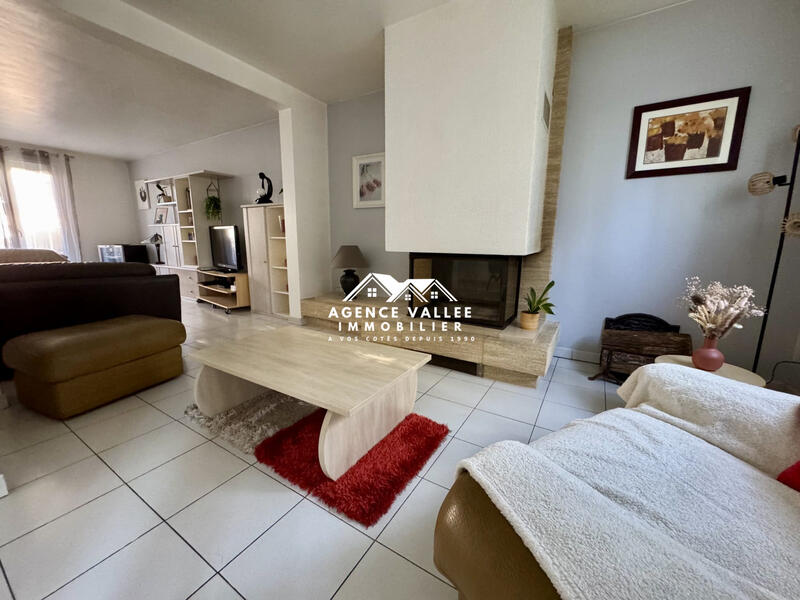 Maison - 167 m² - 7 pièces