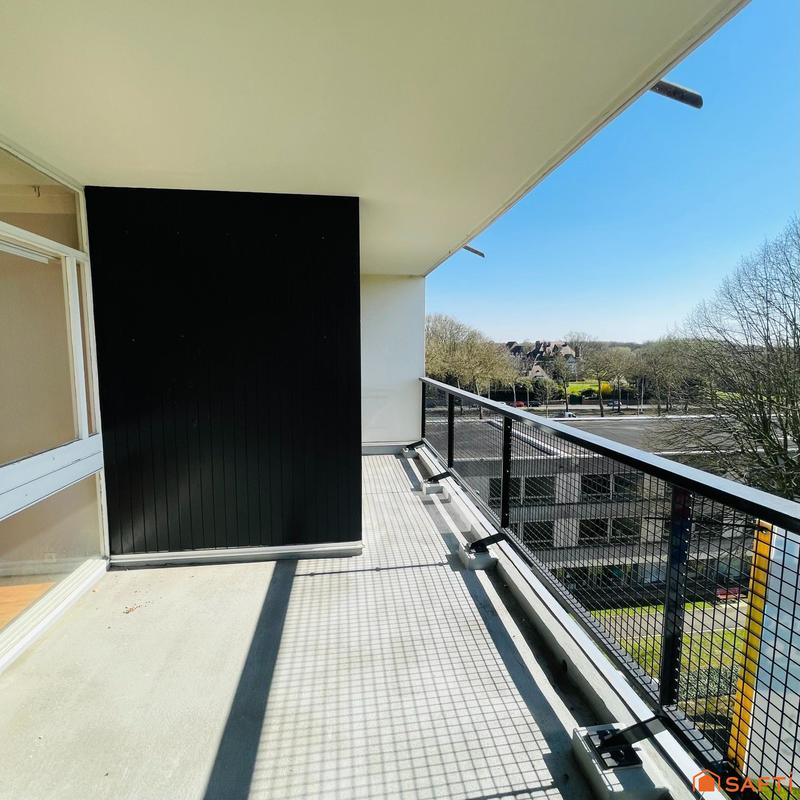 Appartement - 98 m² - 4 pièces