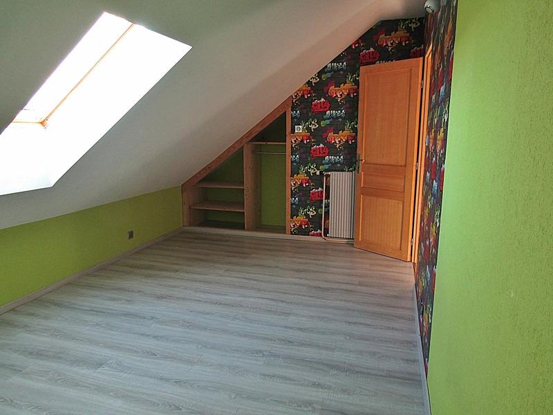 Maison - 93 m² - 6 pièces