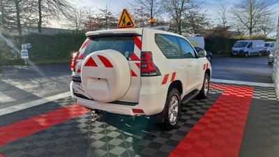 Toyota Land Cruiser 177 d-4d Life