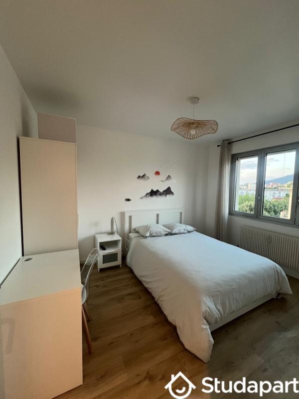 Chambre - 15 m² - 1 pièce