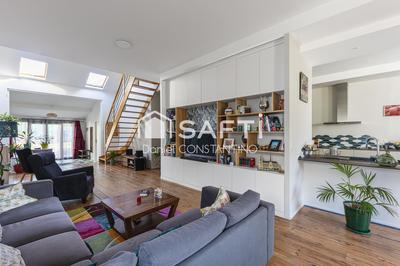 Maison - 200 m² - 8 pièces