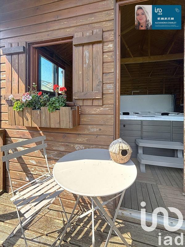 Maison - 226 m² - 8 pièces