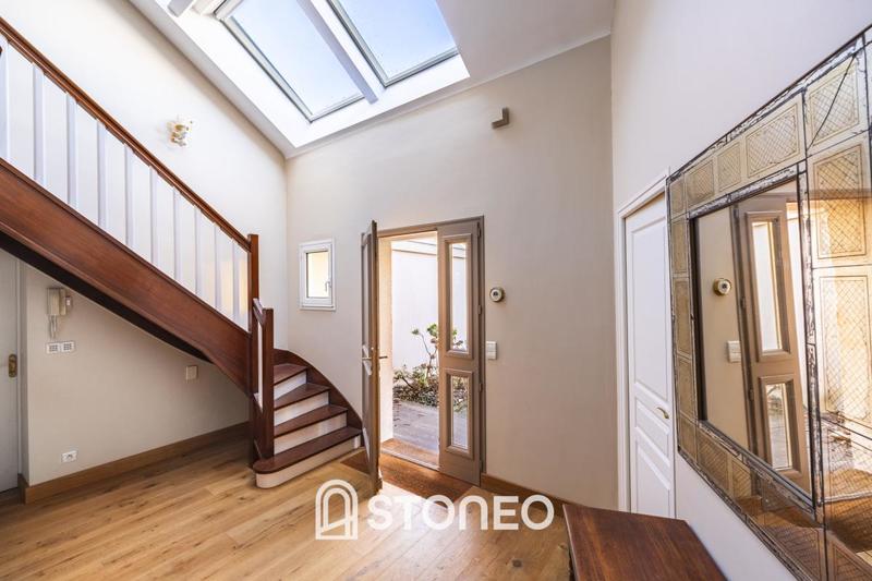 Maison ancienne - 204 m² - 7 pièces