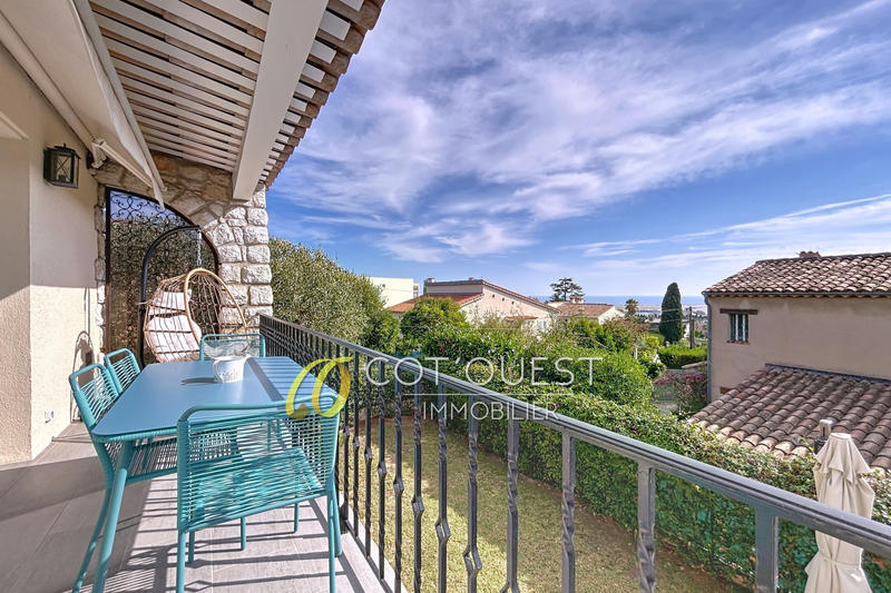 Maison - 207 m² - 6 pièces